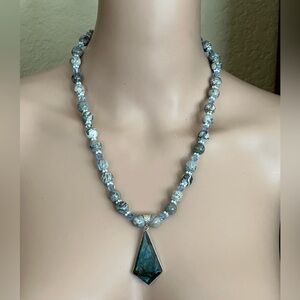 24 inch Grey Map and Labradorite Gemstone bead Necklace NWOT